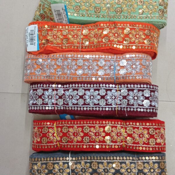 Heavy Flower Sequence Velvet Lace – 9 Meter