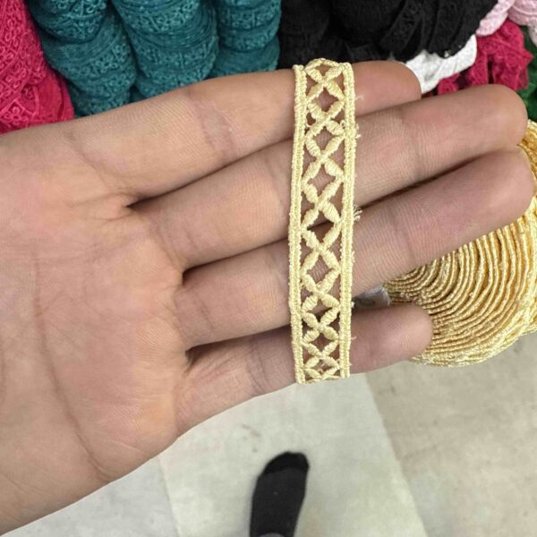 Cream Diamond Net GPO Lace – 20 Meter